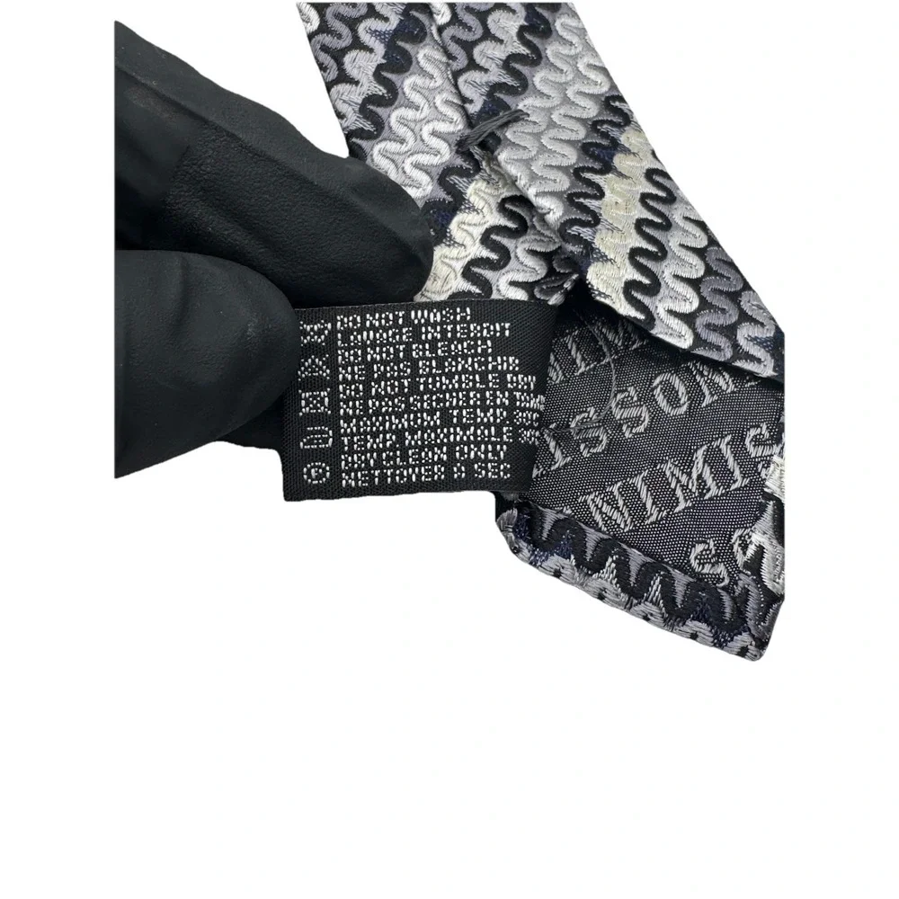 Missoni Black Gold Silver & Gray Chevron Striped Silk Tie, MI Italy‎